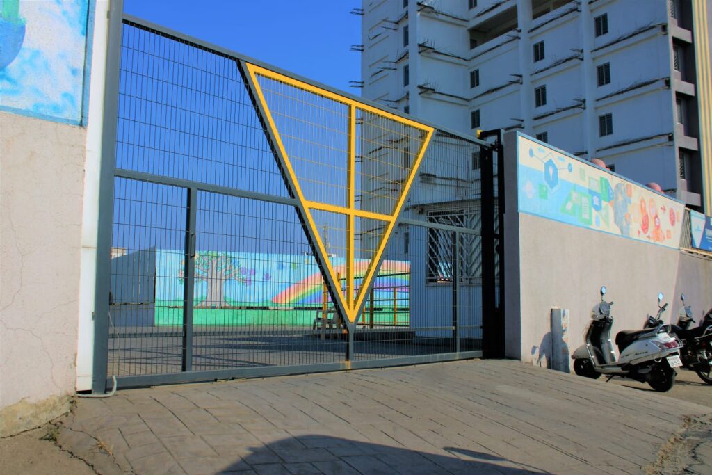 UNICOGLIDE Gate